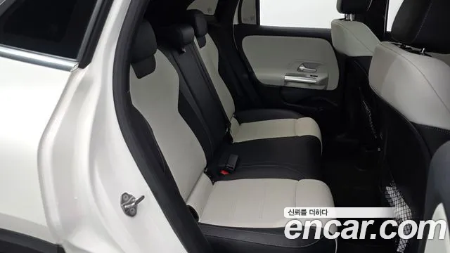 Mercedes-Benz GLA 2020 thumb 11