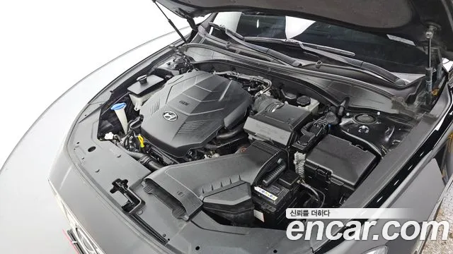 Hyundai Grandeur 2017 thumb 6