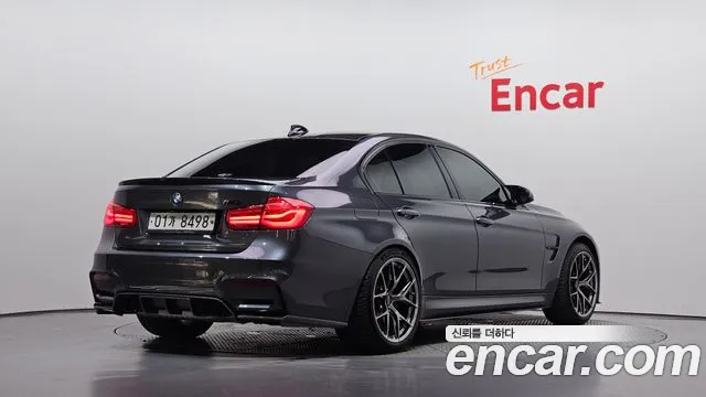 BMW M3 2017 thumb 2