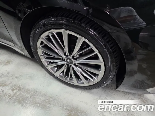 Hyundai Grandeur 2017 thumb 4
