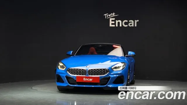 BMW Z4 2019 thumb 2