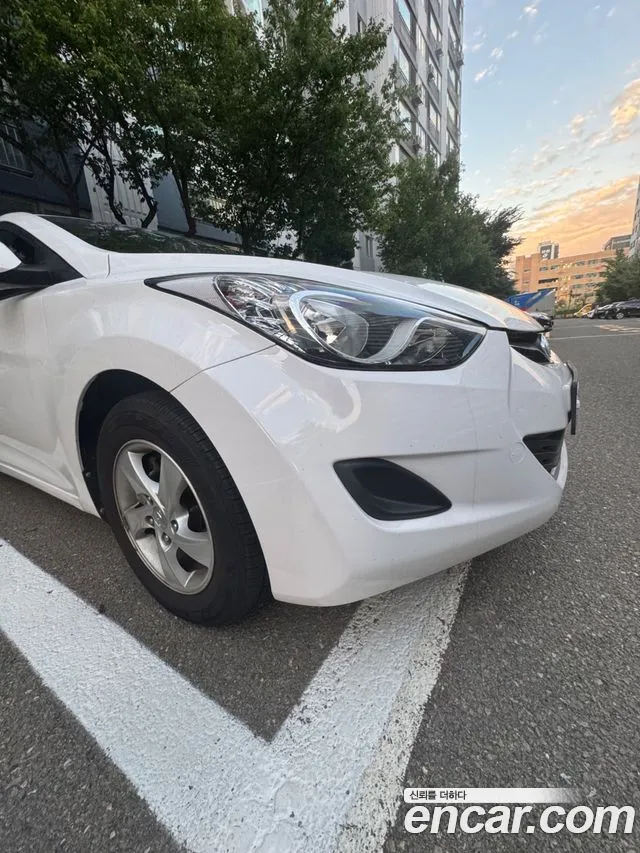 Hyundai Avante 2012 thumb 2