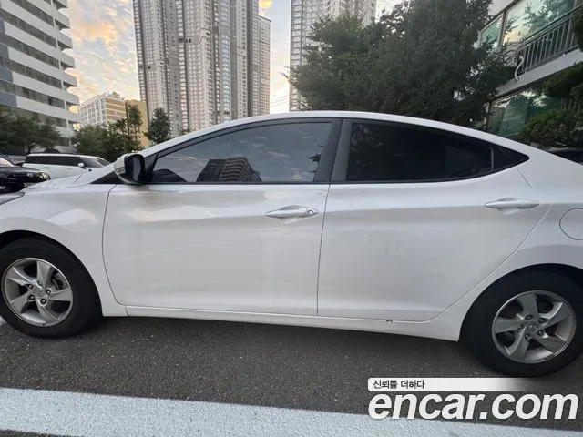 Hyundai Avante 2012 thumb 7