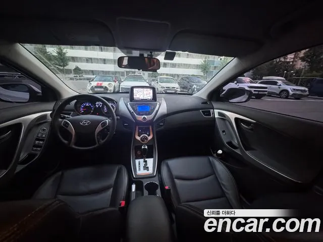 Hyundai Avante 2012 thumb 8