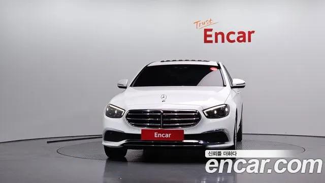 Mercedes-Benz E-Класс 2021 thumb 3