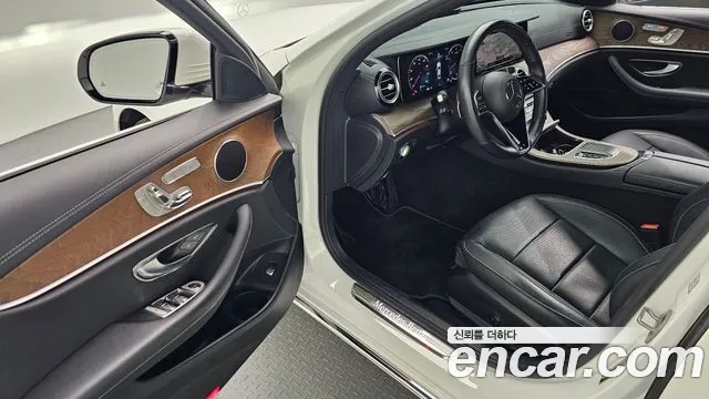 Mercedes-Benz E-Класс 2021 thumb 10