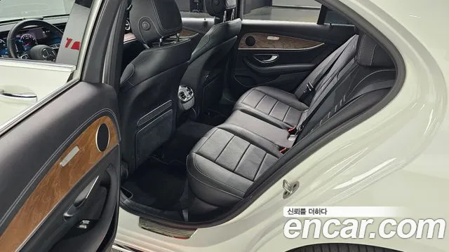 Mercedes-Benz E-Класс 2021 thumb 11