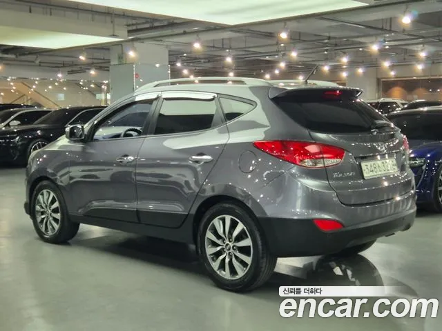 Hyundai Tucson 2011 thumb 2