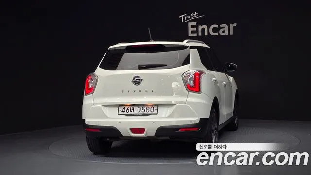 KG_Mobility_Ssangyong TIBOLI 2016 thumb 4