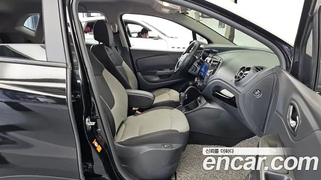 Renault-KoreaSamsung Captur 2014 thumb 11