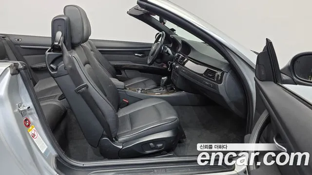 BMW 3-Series 2009 thumb 11