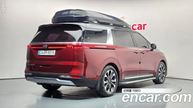 Kia Carnival 2021 thumb 2