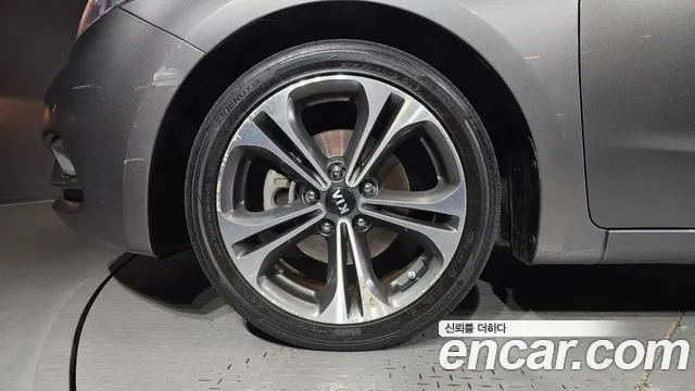 Kia K3 2013 thumb 5