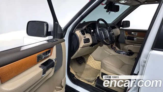 Land Rover Discovery 2013 thumb 9