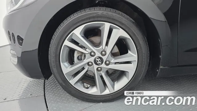 Hyundai Avante 2018 thumb 5