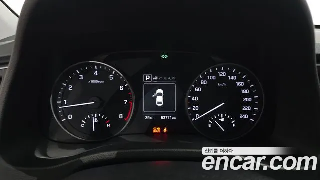 Hyundai Avante 2018 thumb 8