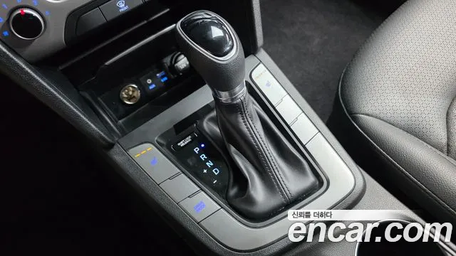 Hyundai Avante 2018 thumb 9