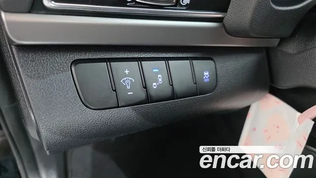 Hyundai Avante 2018 thumb 12