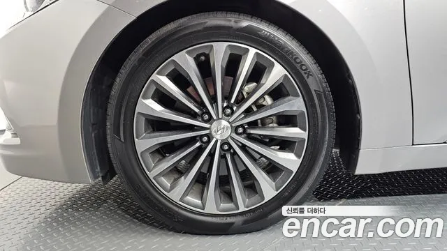 Hyundai Grandeur 2013 thumb 5