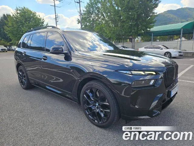BMW X7 2025 thumb 3