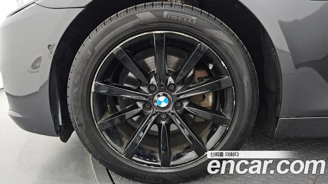 BMW 5-Series 2014 thumb 5