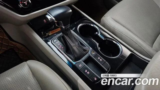 Kia Carnival 2018 thumb 9