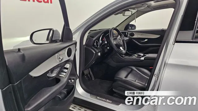 Mercedes-Benz GLC 2018 thumb 10