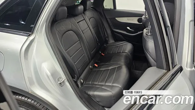 Mercedes-Benz GLC 2018 thumb 11