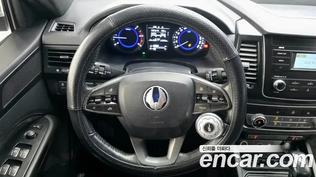 KG_Mobility_Ssangyong Rexton 2019 thumb 10
