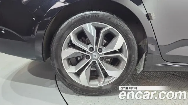 Renault-KoreaSamsung Megane 2020 thumb 5