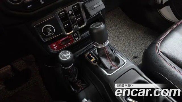 Jeep Wrangler 2022 thumb 8
