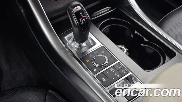 Land Rover Range Rover Sport 2017 thumb 9