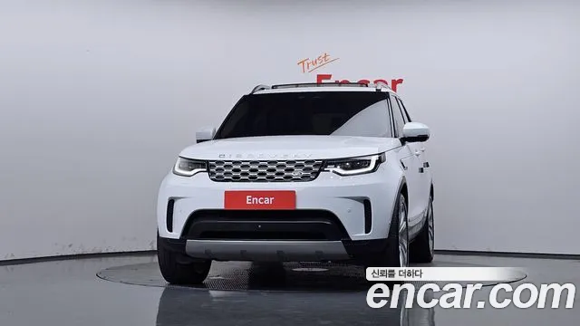 Land Rover Discovery 2021 thumb 3