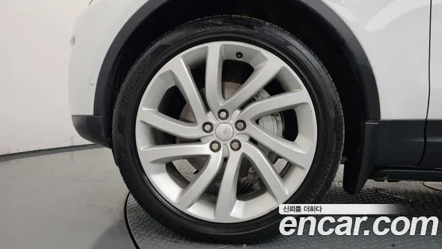 Land Rover Discovery 2021 thumb 5