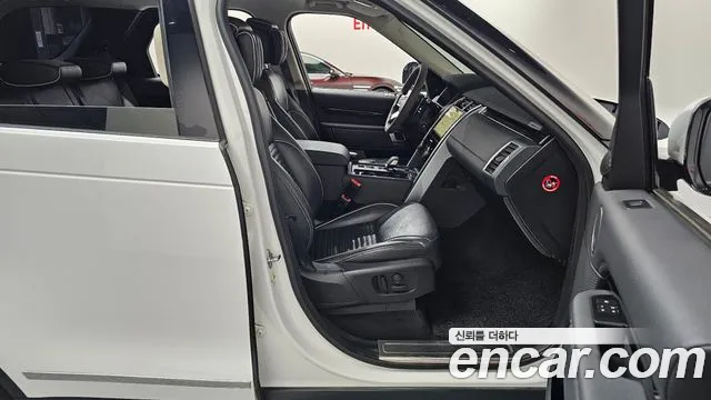 Land Rover Discovery 2021 thumb 11
