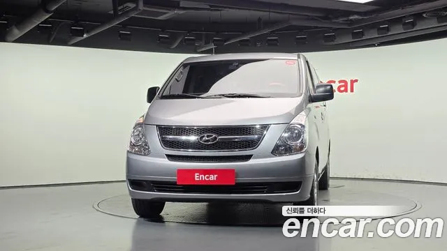 Hyundai Starex 2014 thumb 3
