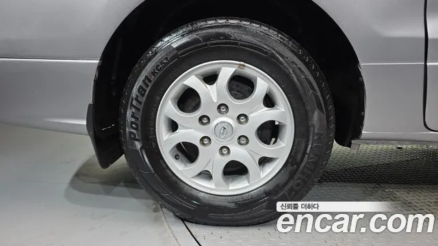 Hyundai Starex 2014 thumb 5
