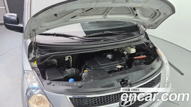 Hyundai Starex 2014 thumb 6