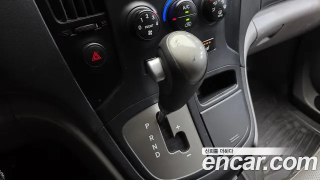 Hyundai Starex 2014 thumb 9