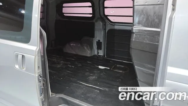 Hyundai Starex 2014 thumb 12