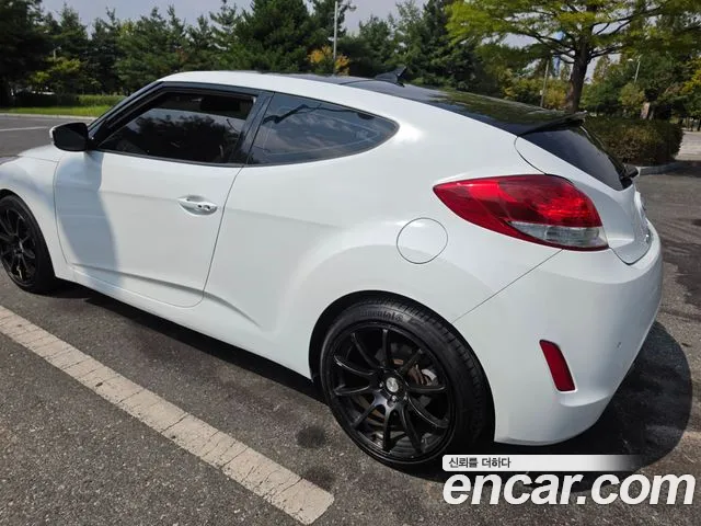 Hyundai Veloster 2011 thumb 9