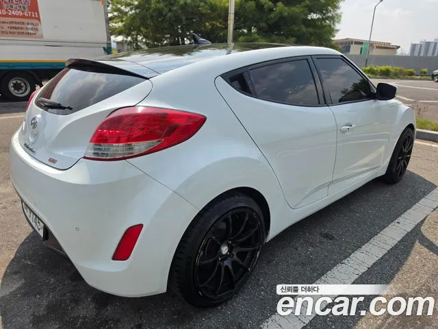 Hyundai Veloster 2011 thumb 10