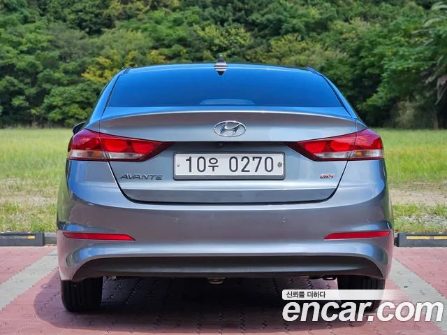 Hyundai Avante 2016 thumb 4