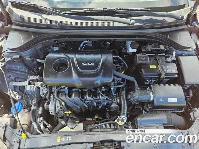 Hyundai Avante 2016 thumb 6