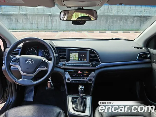 Hyundai Avante 2016 thumb 7