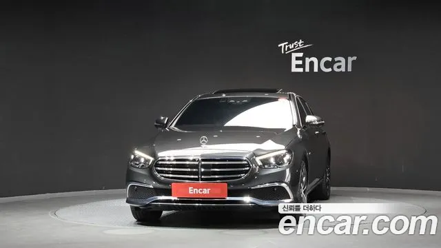 Mercedes-Benz E-Класс 2021 thumb 3
