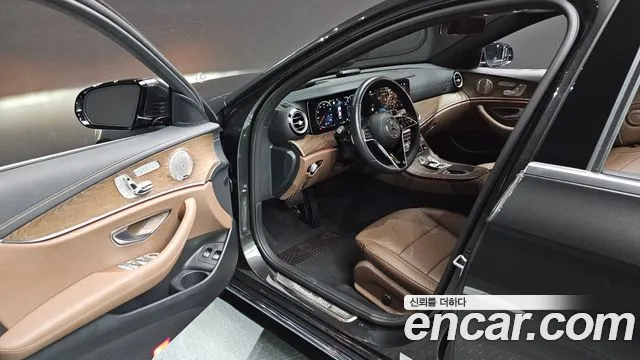 Mercedes-Benz E-Класс 2021 thumb 10