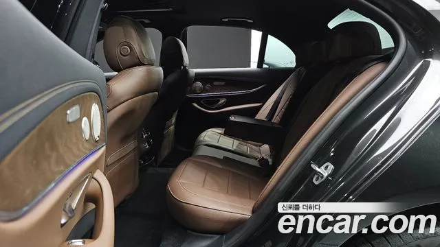Mercedes-Benz E-Класс 2021 thumb 11