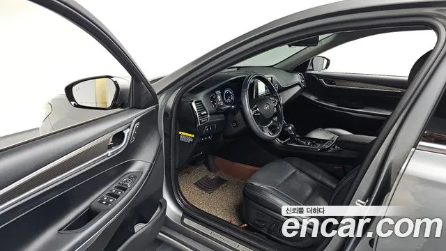 Hyundai Grandeur 2017 thumb 9