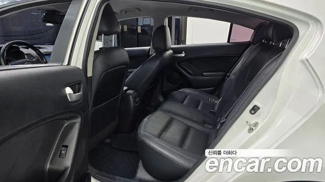 Kia K3 2014 thumb 12